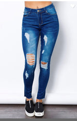 Load image into Gallery viewer, Edmèe Jeans - ÈquilibreFashions
