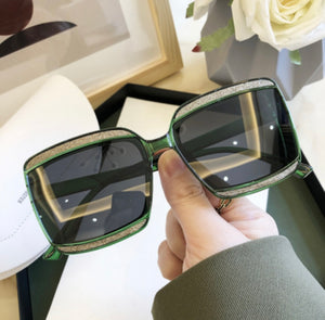 Fashion frame sunglasses - ÈquilibreFashions