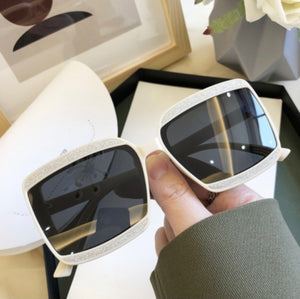 Fashion frame sunglasses - ÈquilibreFashions