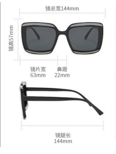 Fashion frame sunglasses - ÈquilibreFashions